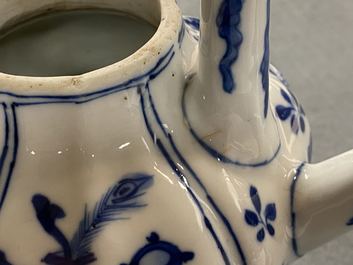 A ribbed Chinese blue and white teapot and cover, Kangxi